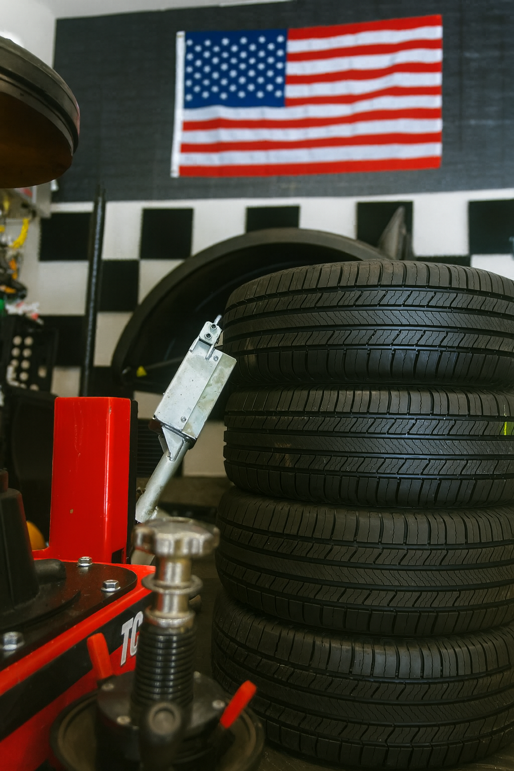 Michelin Defender 2 – 215/55R17 98V XL BSW (New Tires + Installation) 4x