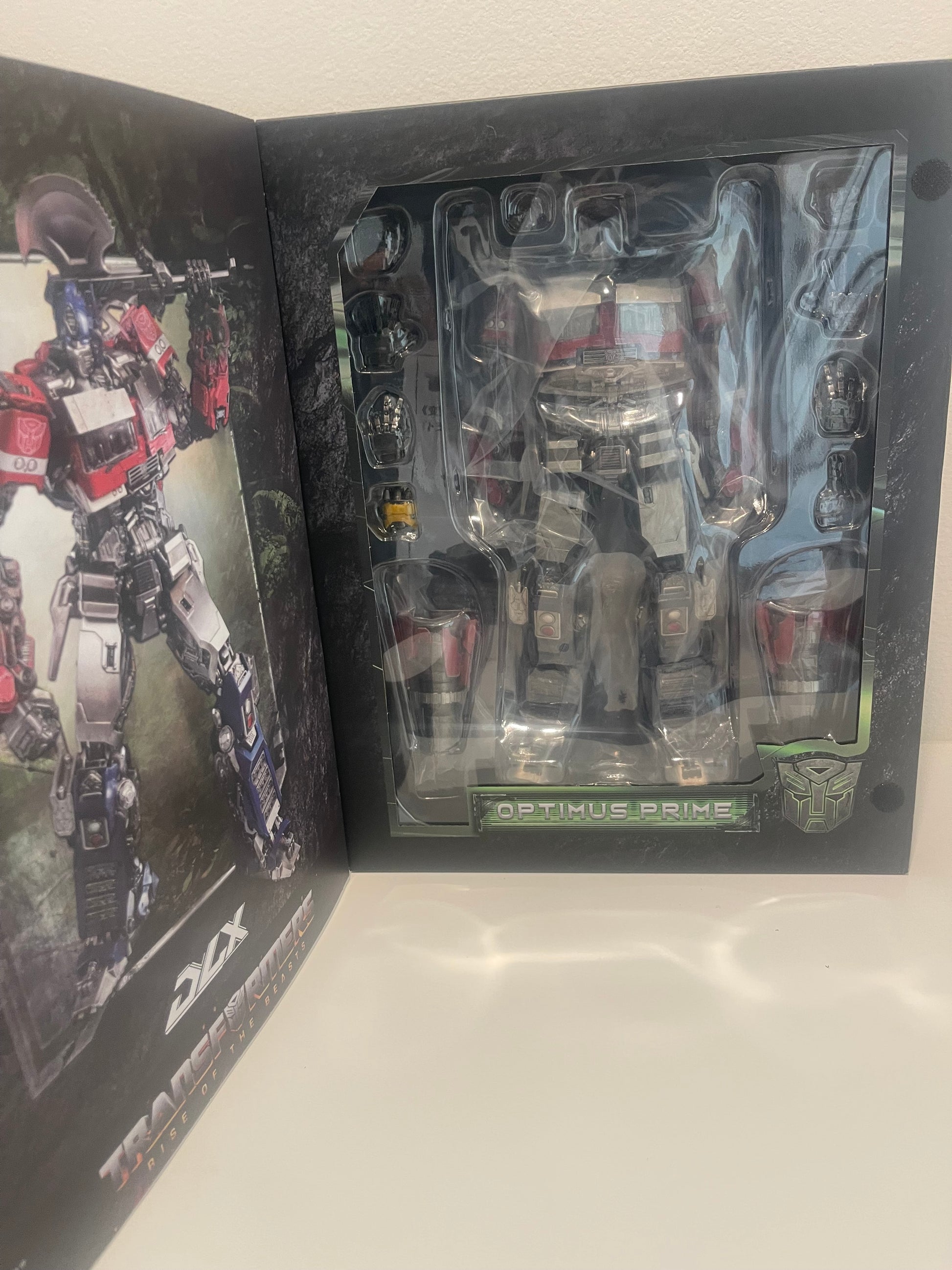 Threezero Transformers DLX & MDLX Figures – NEW & In-Hand